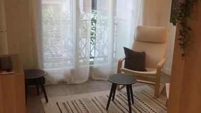 Location studio à Paris 15 - 845 € - 24 m²