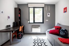 Location studio meublé à Lyon 07 - 505 € - 20 m²