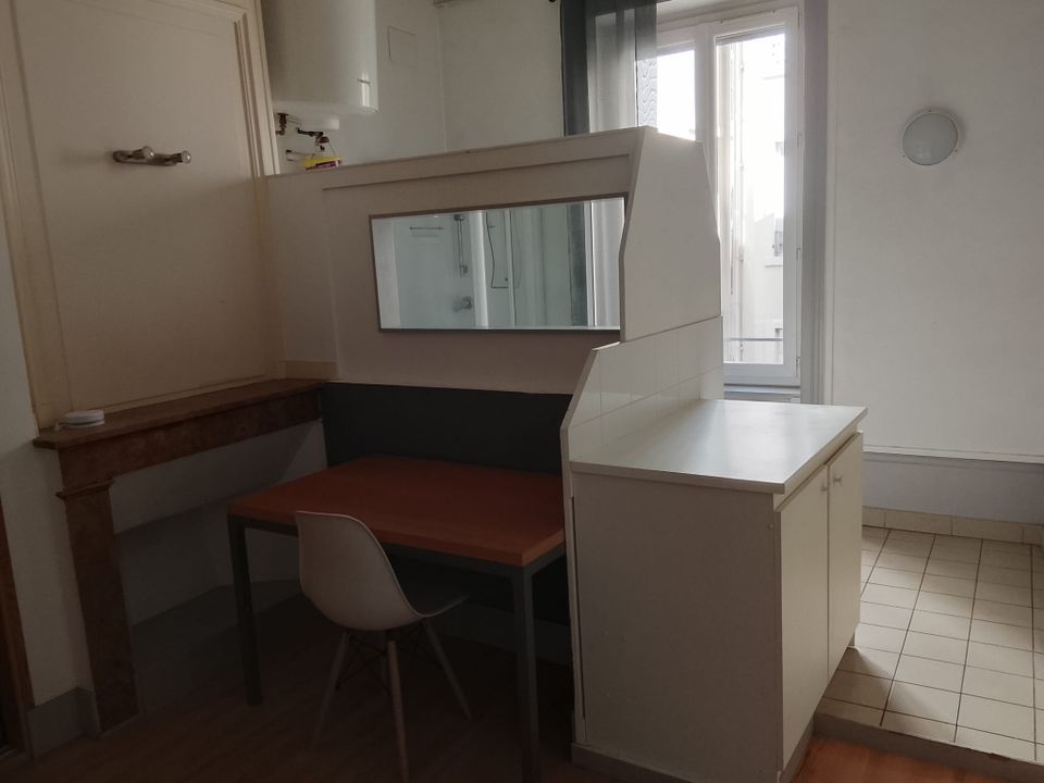 Location studio meublé à Lyon 02 - 500 € - 24 m²