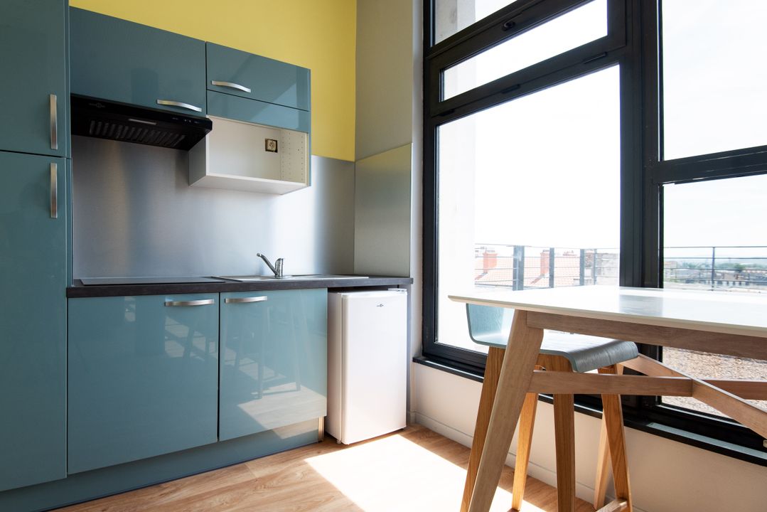 Location studio meublé à Lyon 07 - 505 € - 20 m²